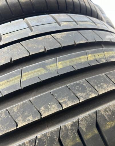 Pirelli P Zero PZ4 285/40 R21