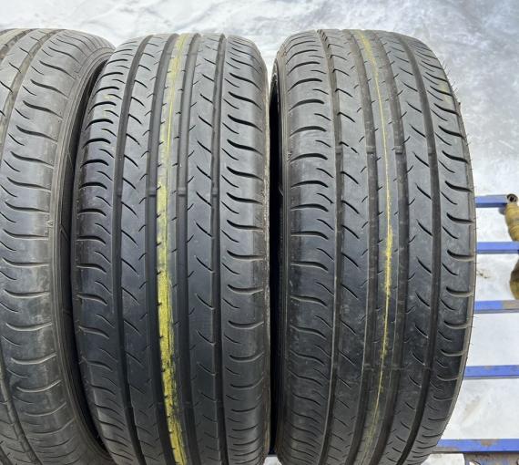 Dunlop SP Sport Maxx 050 225/60 R18