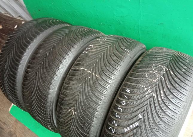 Michelin Pilot Alpin 5 225/55 R17 V