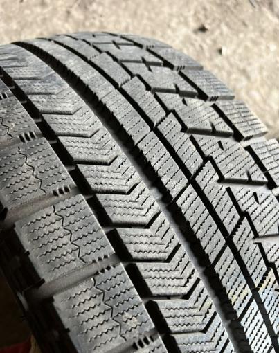 Bridgestone Blizzak RFT 245/50 R18