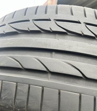 Bridgestone Potenza S001 225/45 R19