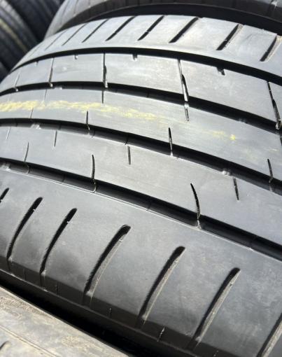Bridgestone Potenza S001L 235/40 R19 и 265/35 R19