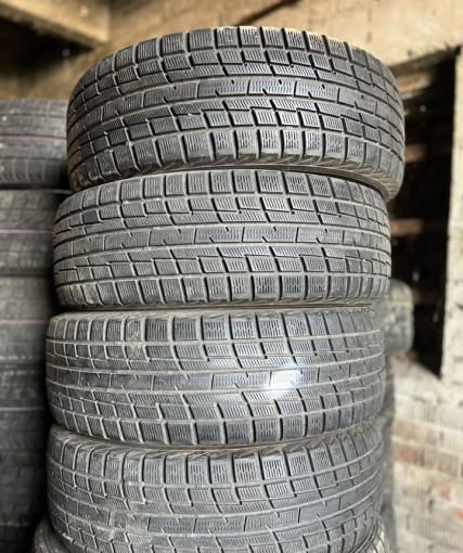 Yokohama Ice Guard IG30 205/60 R16 V