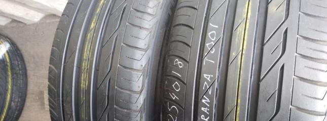 Bridgestone Turanza T001 225/40 R18 92W