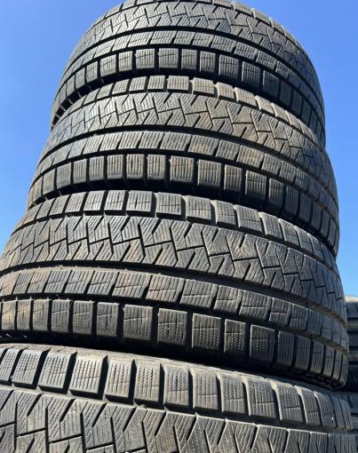 Pirelli Ice Asimmetrico 215/45 R17