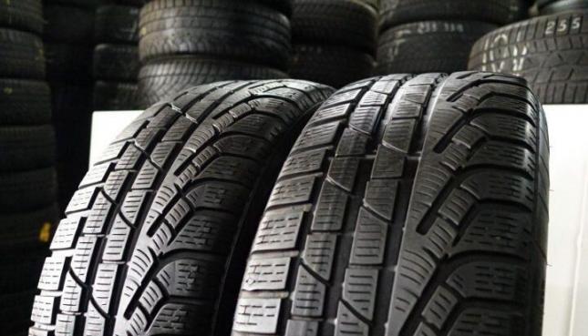 Pirelli Winter Sottozero 240 Serie II 235/45 R18