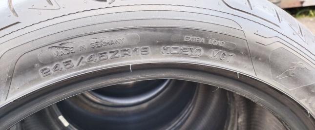 Goodyear Eagle F1 Asymmetric 3 245/45 R19 и 275/40 R19