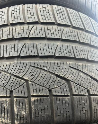 Pirelli Sottozero Winter 240 295/30 R19