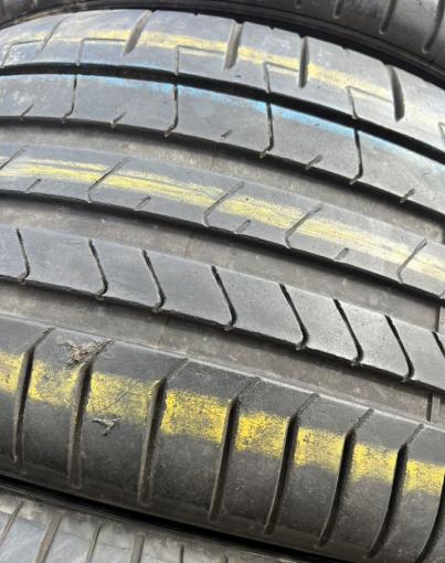 Pirelli P Zero PZ4 255/35 R21