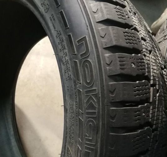 Nokian Tyres Hakkapeliitta 7 275/50 R20