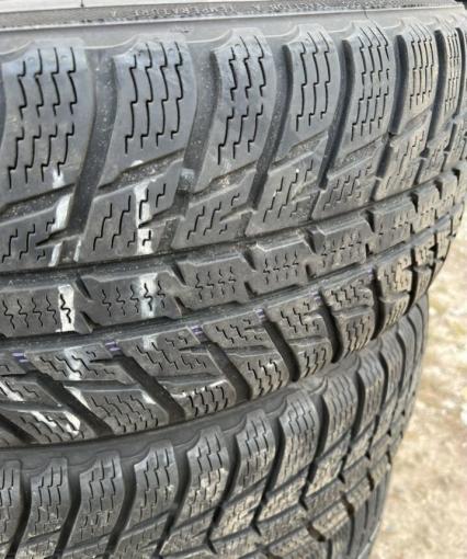 Nokian Tyres WR SUV 3 225/65 R17