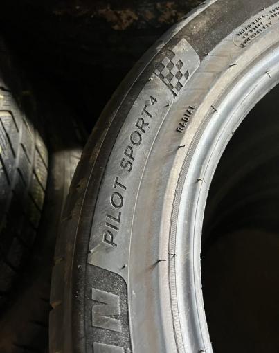 Michelin Pilot Sport 4 215/55 R17