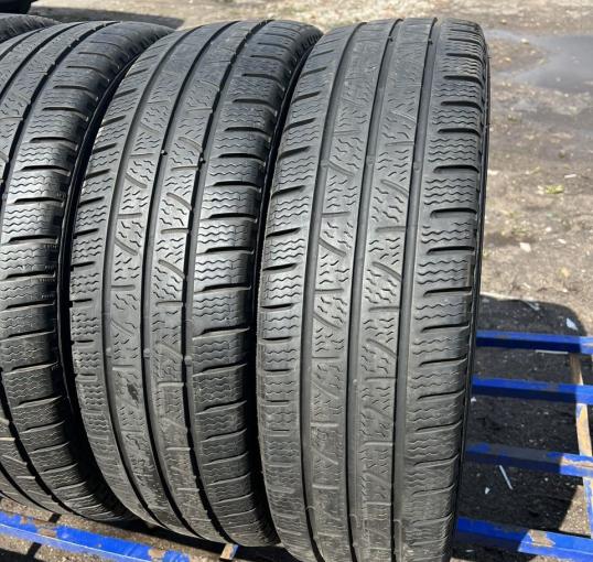 Pirelli Carrier Winter 205/75 R16C