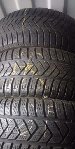 Pirelli Winter Sottozero 3 205/50 R17