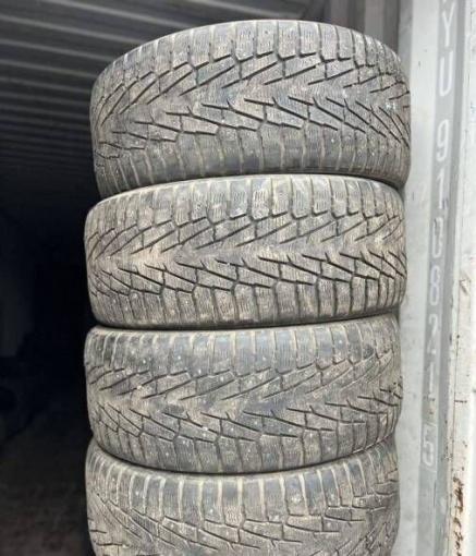 Nokian Tyres Hakkapeliitta 7 275/50 R20