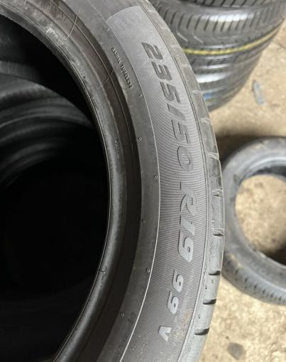 Pirelli P Zero PZ4 235/50 R19