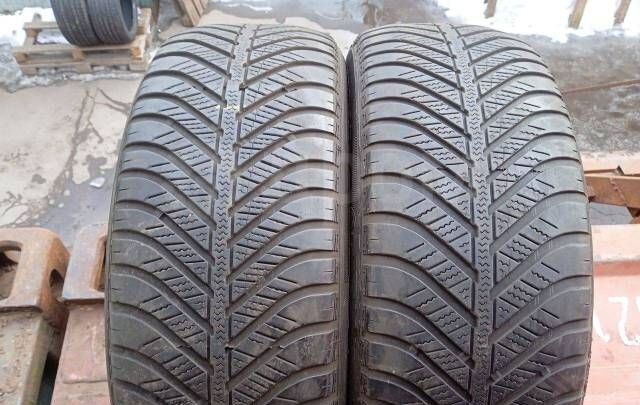 Goodyear Vector 4Seasons 225/55 R17