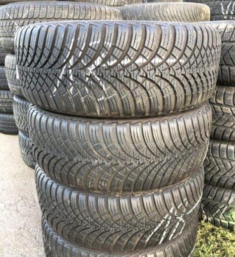 Esa-Tecar Super Grip 7 205/60 R16