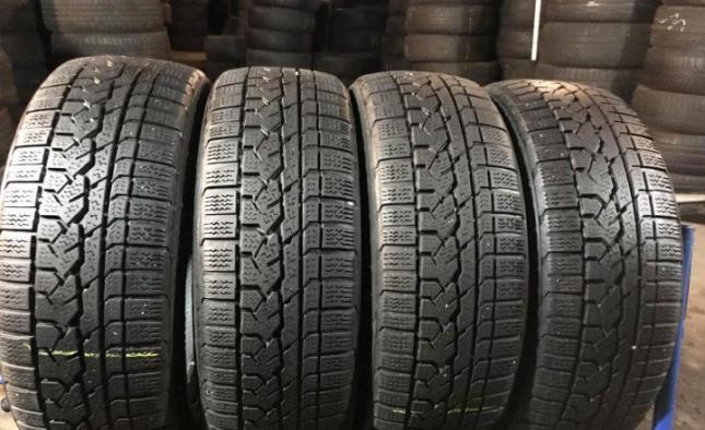 Kumho I&#39;Zen RV KC15 255/55 R18