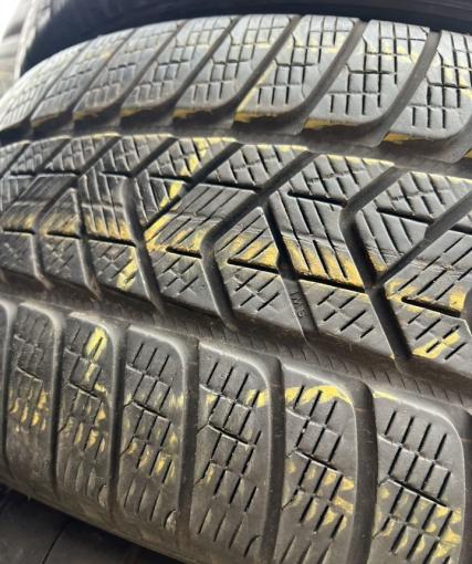 Pirelli Scorpion Winter 235/50 R20