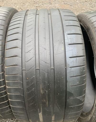 Pirelli P Zero PZ4 265/35 R21 и 305/30 R21