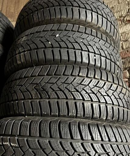 Esa-Tecar Super Grip 9 HP 205/60 R16