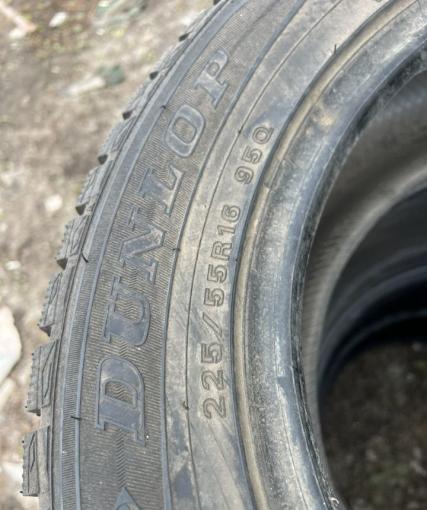 Dunlop Winter Maxx WM01 225/55 R16