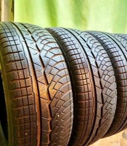 Michelin Pilot Alpin 4 235/55 R17