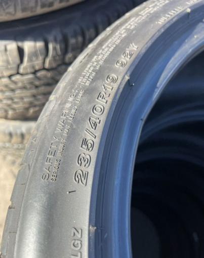 Bridgestone Potenza S001L 235/40 R19 и 265/35 R19