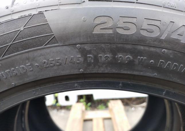 Continental ContiSportContact 5 SSR 255/45 R18