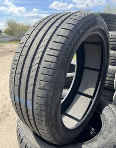 Pirelli P Zero PZ4 275/40 R22