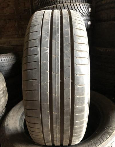 Pirelli P Zero PZ4 225/40 R20