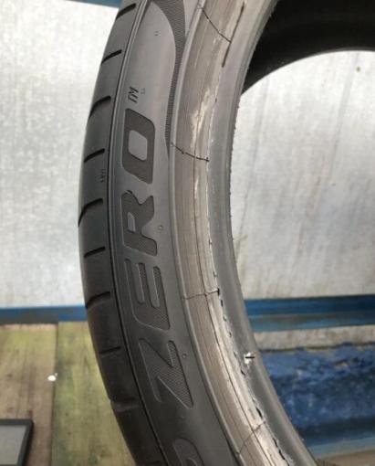 Pirelli P Zero 305/30 R20