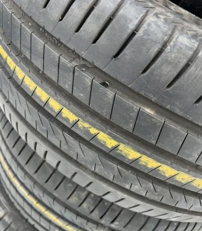 Bridgestone Alenza 001 285/50 R20