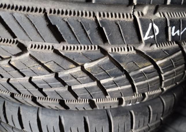 Continental ExtremeContact DWS 225/50 R17