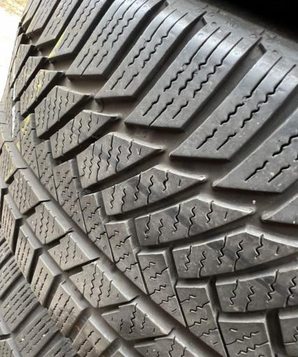 Continental ContiWinterContact TS 850 P 225/40 R18