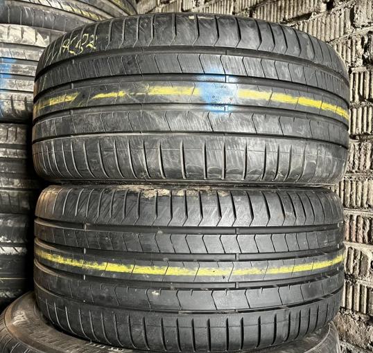 Pirelli P Zero PZ4 255/35 R19