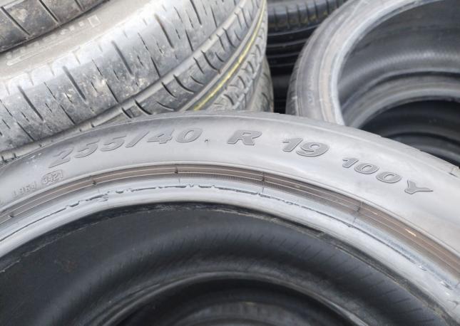 Pirelli P Zero 255/40 R19