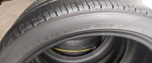 Dunlop Veuro VE303 275/35 R20 S