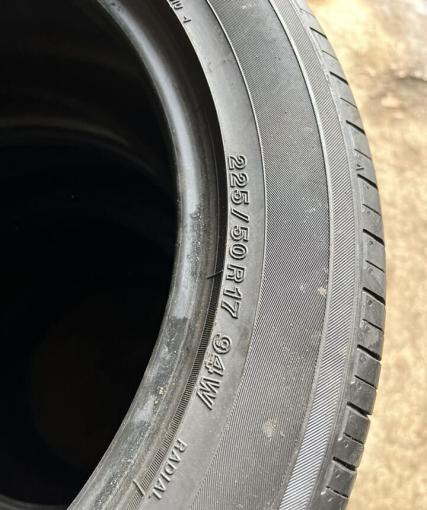 Yokohama Advan dB V552 225/50 R17