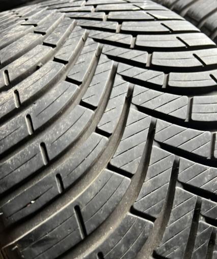 Kleber Quadraxer 2 245/40 R18