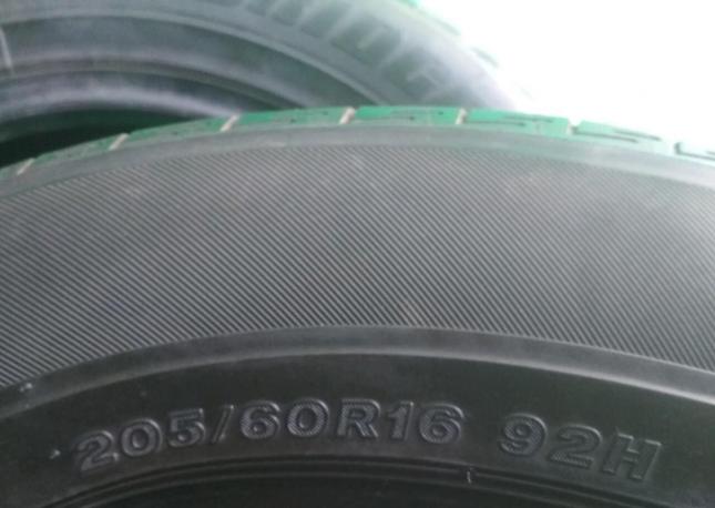 Bridgestone Regno GR-03 205/60 R16