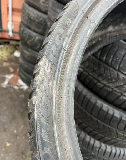 Pirelli Winter Sottozero 3 235/35 R20