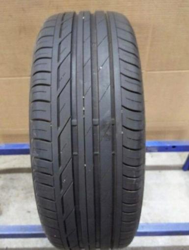 Bridgestone Turanza T001 225/40 R18