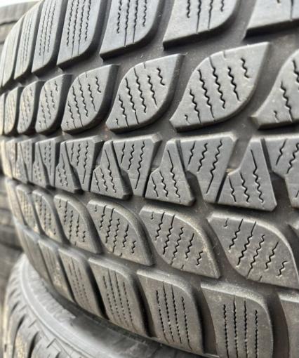 Bridgestone Blizzak LM-25 225/40 R19