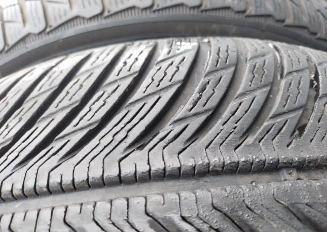 Michelin Pilot Alpin 5 235/55 R17
