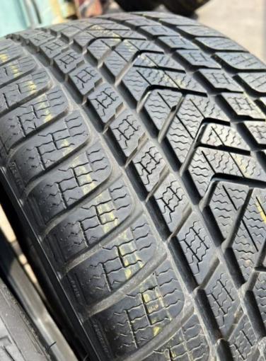 Pirelli Winter Sottozero 3 285/35 R20