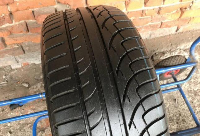 Michelin Pilot Primacy 235/55 R17