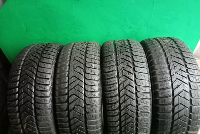 Pirelli Winter Sottozero 3 205/50 R17 V