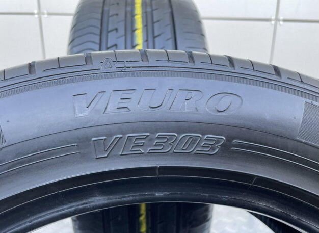 Dunlop Veuro VE303 215/55 R17